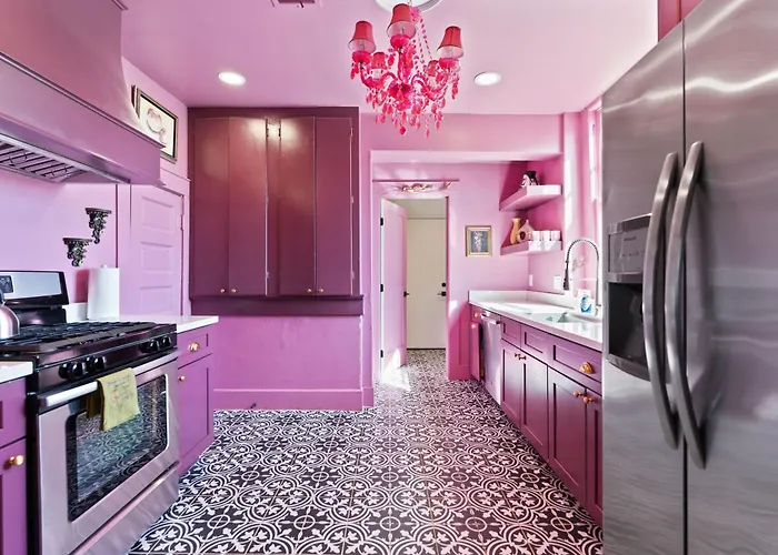 Stylish New -6 Beds- Near Dt & Phx Airport