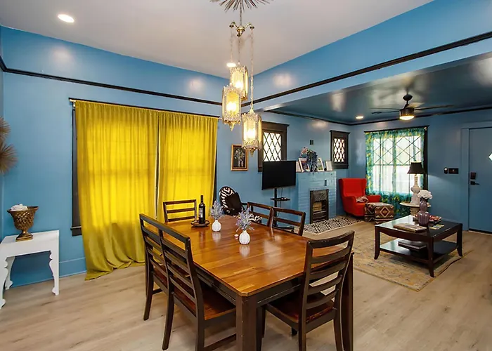 Holiday home Stylish New -6 Beds- Near Dt & Phx Airport Phoenix